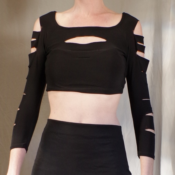 Top - Picture 2 of 2